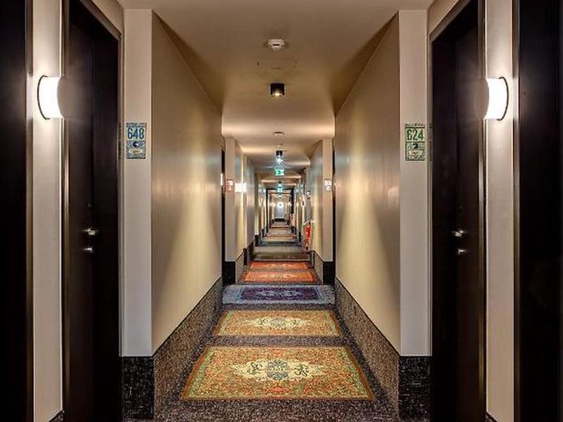 FF350A1C8E3C923F3356195C99F88D77