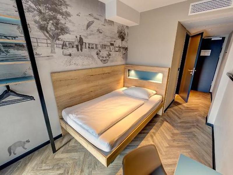 0AA310905F1ABF564385F8C9D106D5B1