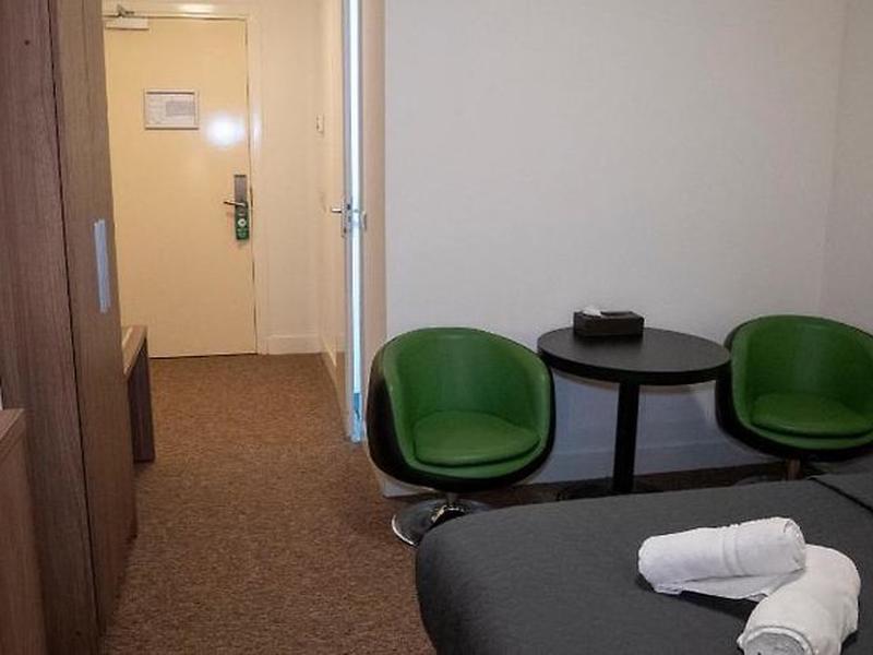 D5C17DB2FE298FFA487A6E042C302F35