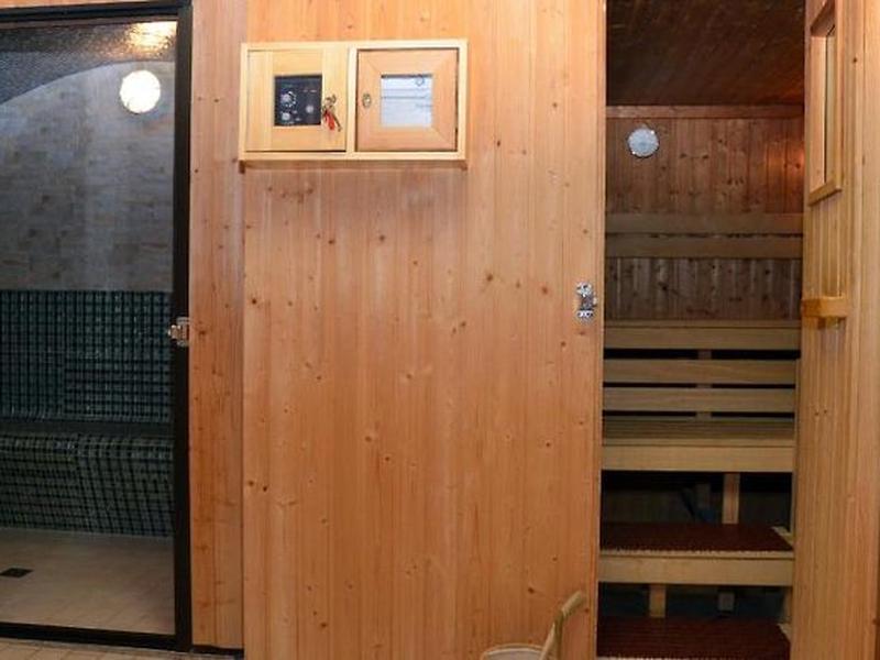 4A51809589E39E61C995CAB3384BDE76