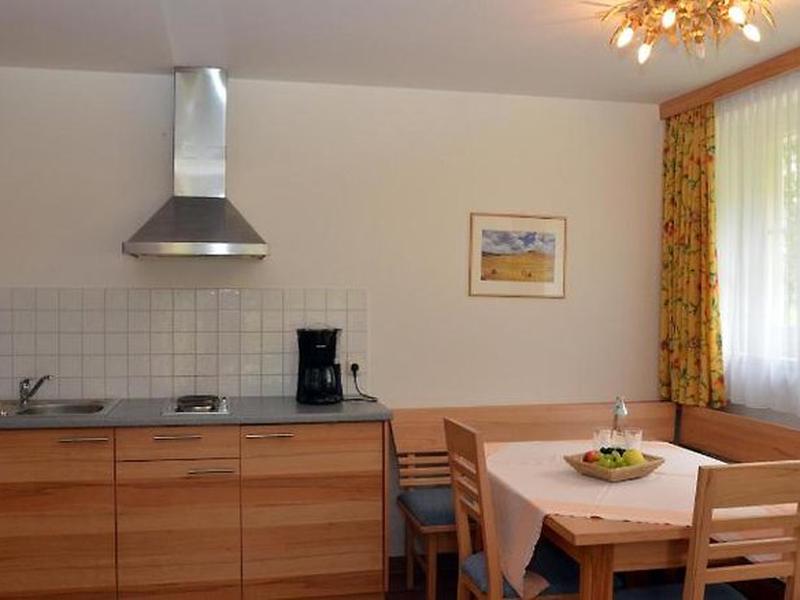 FFDB3514A90DE4351E7A85B0893A5414