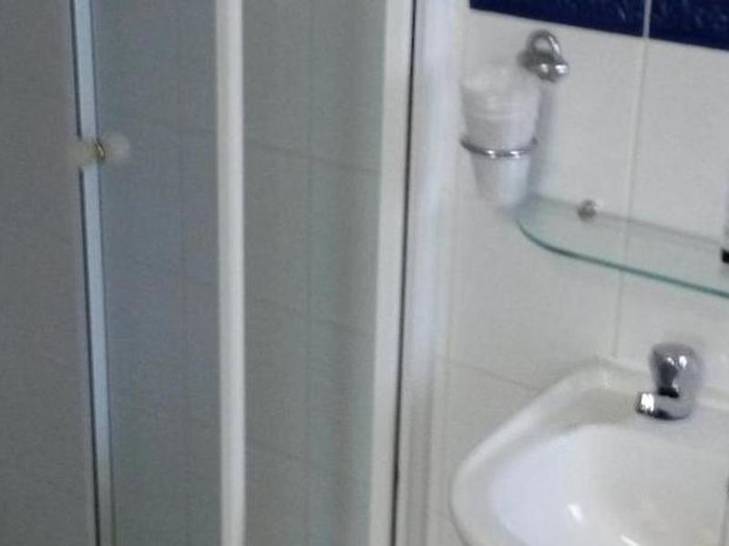 FC9A0DC1F98743355AF900851168A248