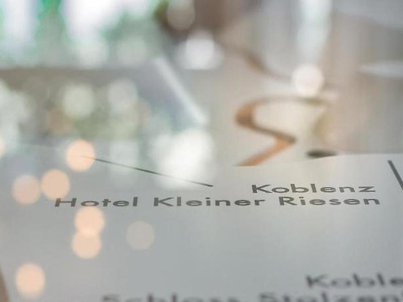 B599DA8ED2F43DDA4AA6AEFD8440D954