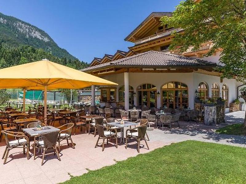 72B5ABC8728D44AACC240DEC5306E48F