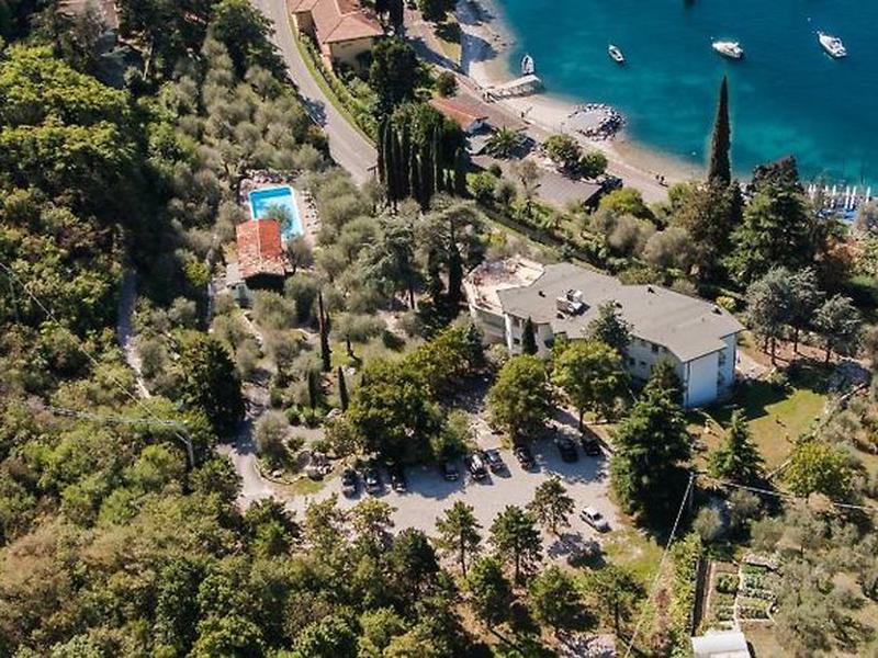 DE62FB6E63AEDACF16648B2D7B715085