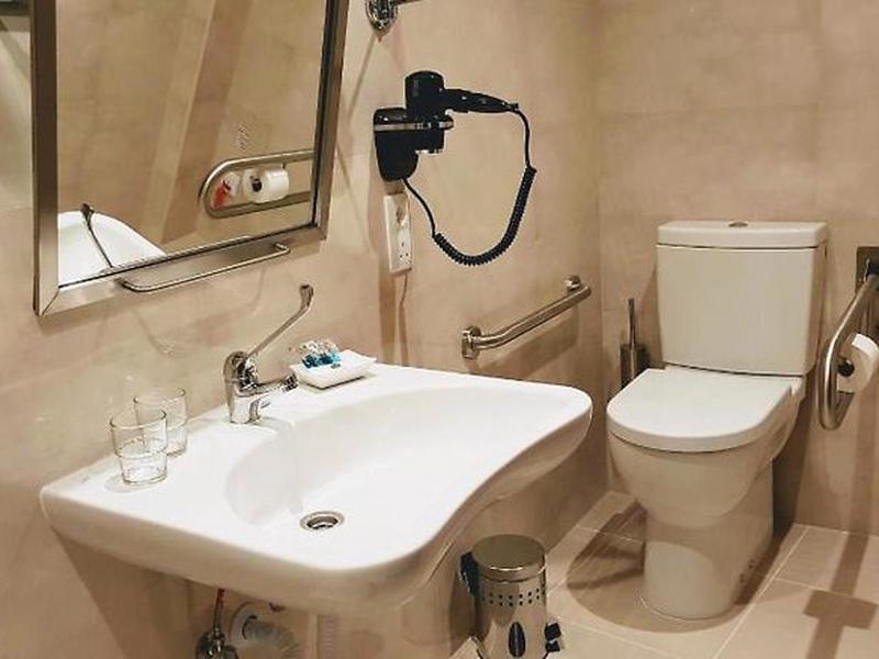 987F12B7E8D24FDEFB8B7489935A1A2A