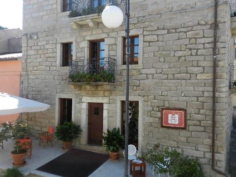 7E706142484A767CDE0F44A9F1D92F80