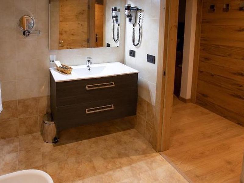 9B978EFA1E82E55B07F698E53B25E91A