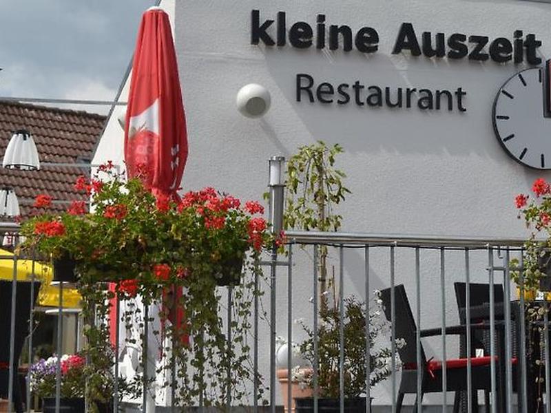 92DAC5B8FEF3768FC23BAE60477FB98C