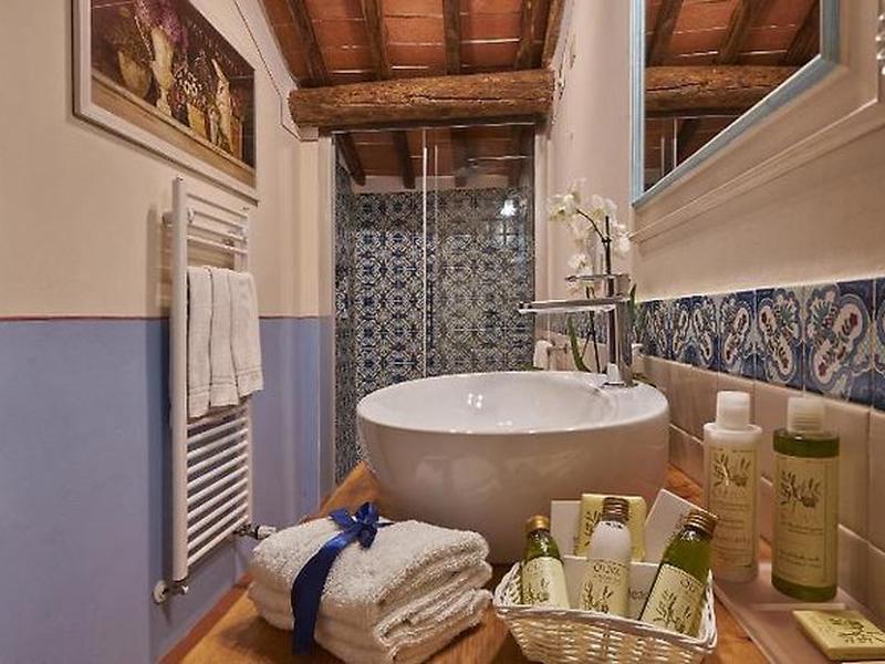 6F53485ABC06A58EAA87F2E1585B7714