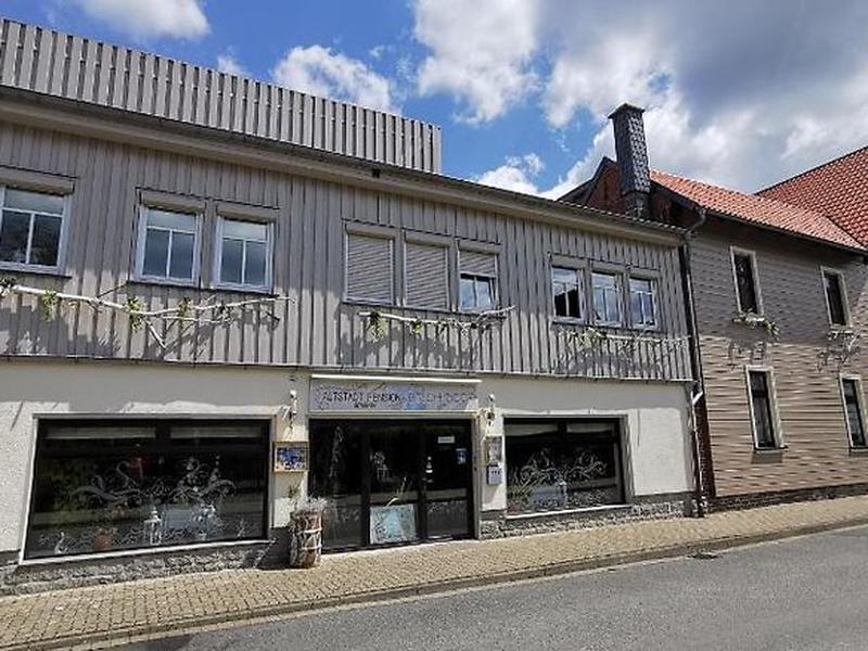 5DC20C34221ED0497A1BB75265043E06