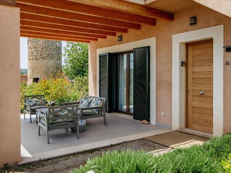 CDEB40FD4C246DD3BFA4CA844AF5731E