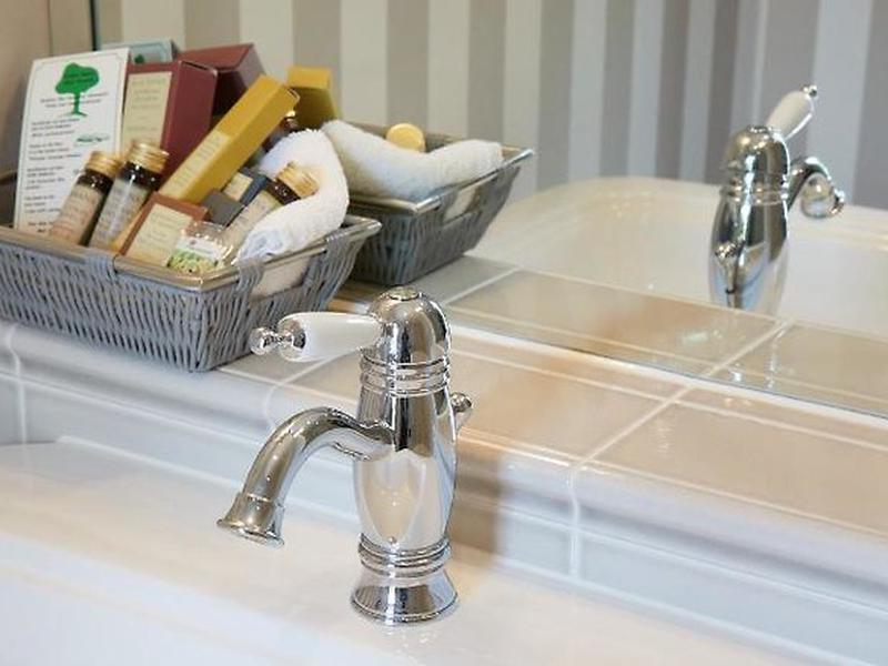 D0FADA3A3D9E04D82142DD830BDAC638