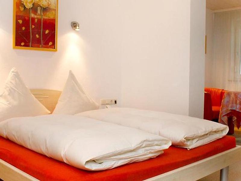 4B703F4B9EEBE713E98054187C52CDA8