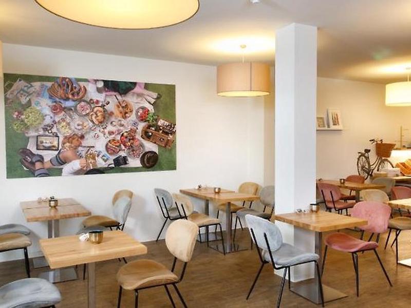 98AF1A3C859A949B4208040300947014