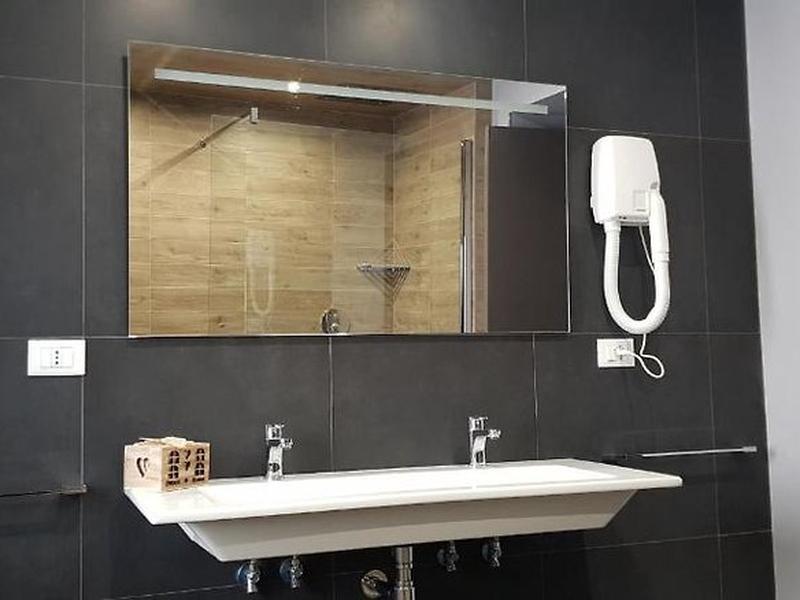 9766F6A13C2354369276DB7A5840E7E4