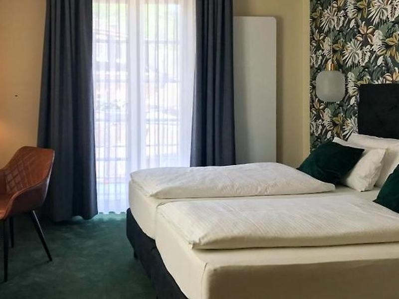 D14EADE37D9A876DCBD2D8A6C3623E47