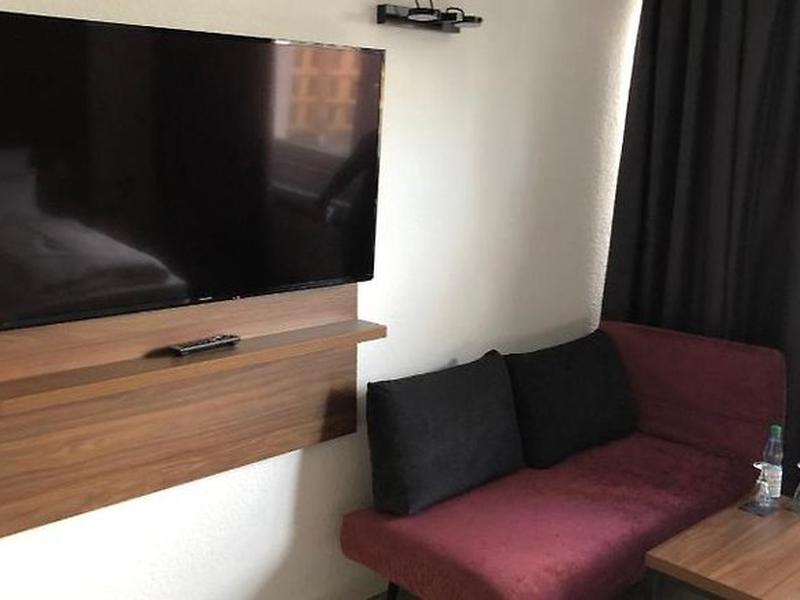 17B3BA3957A5646A623DADD33AD97DE9