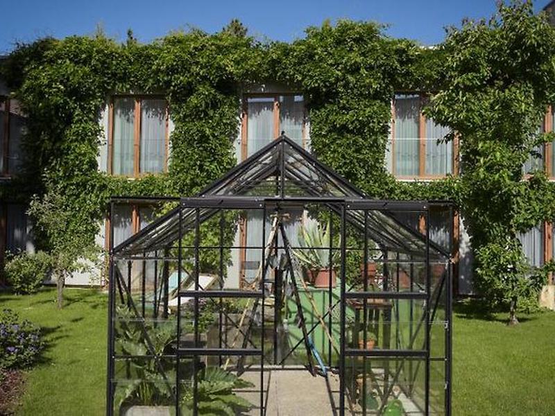 1B262D6FEB3A6C8E9AA24046640C1F0C