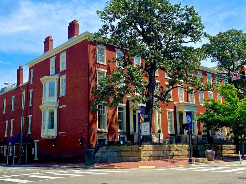 B34044620E77E61C3E9342A50B116700