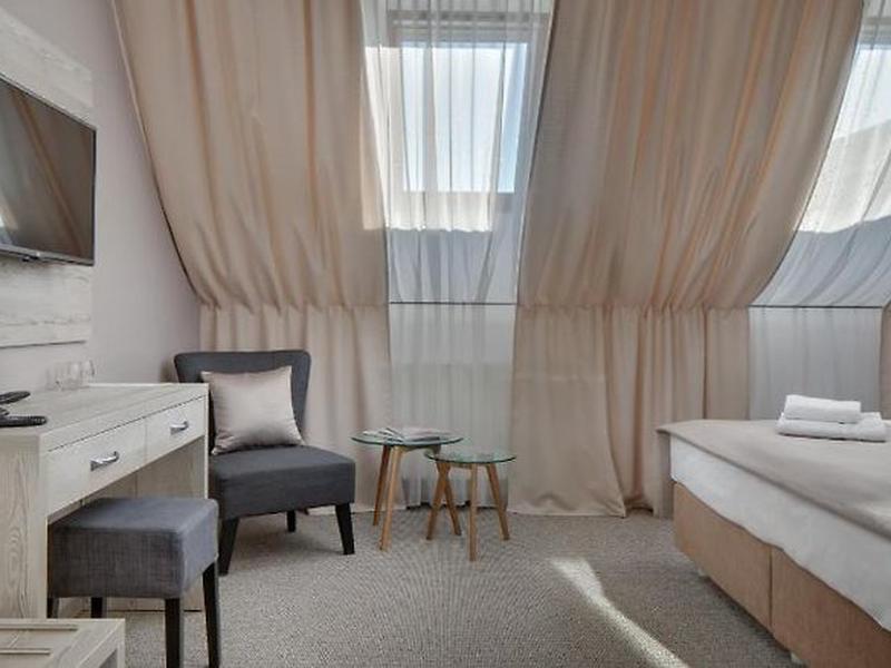 5E0943048D125FADC8F95330242D85F4