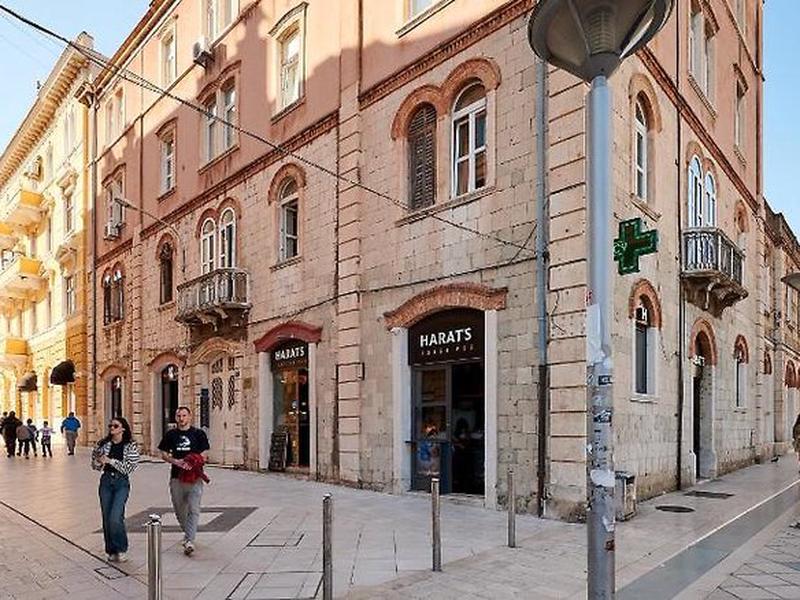 6708E548101DF8CF93F07CA8CE08D14D