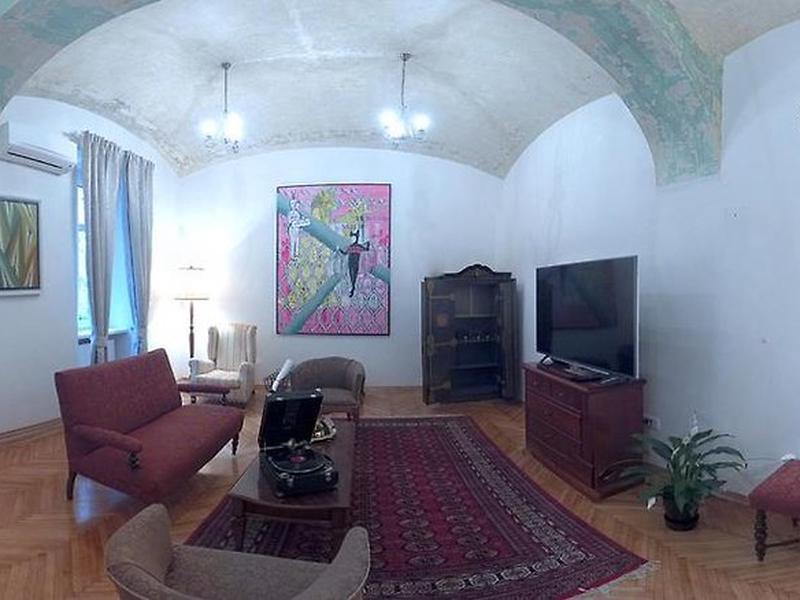 E8461EE9C1280937479D5A1239619C4C