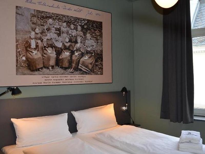 6C3E95A97D8EB1D5434754445CA199BB