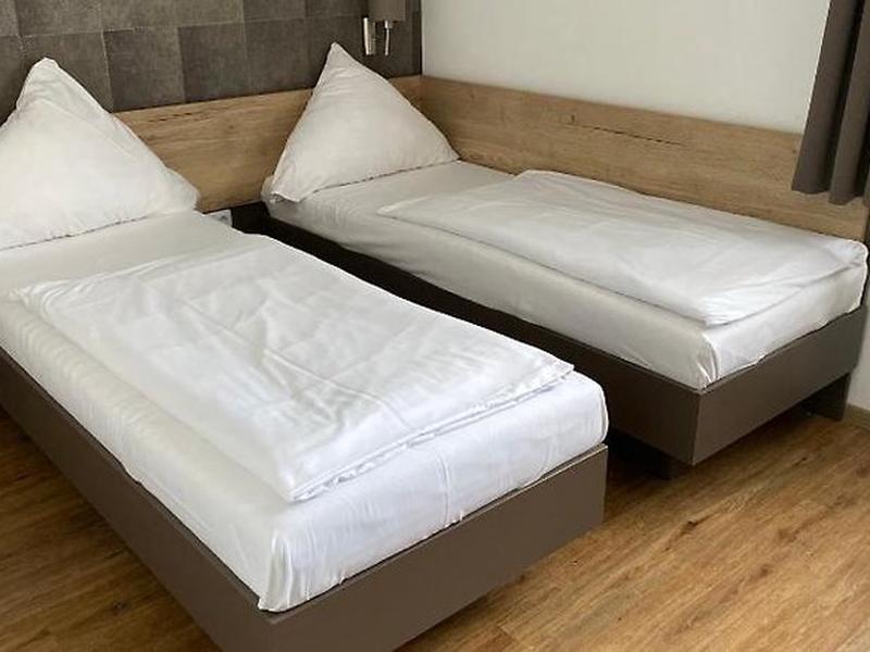 1CDFC8CDCA4A2BC6B9C9AB31E4047F44