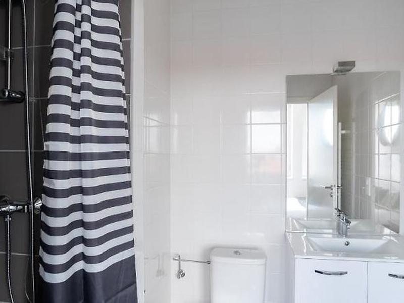 390F9F5FE1637814C9A9E9728538A2DD