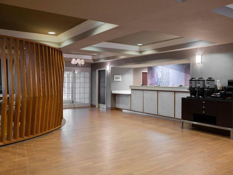 6ABA4D0E7EFB85722F98E5B582855E85