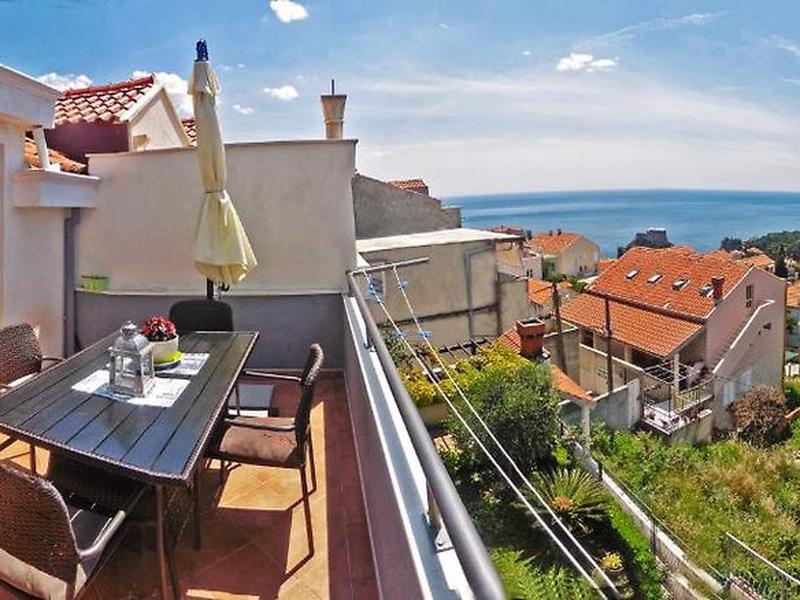 213DBE4B54C1DBAF8E6660DEE9F10183