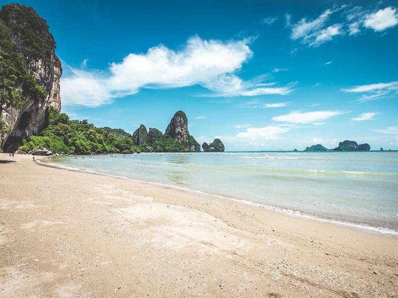 4659519E5888B0D39DB8576F865F983E