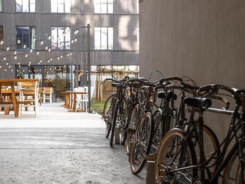 92A8031D706E1C02F6D4B55955399803