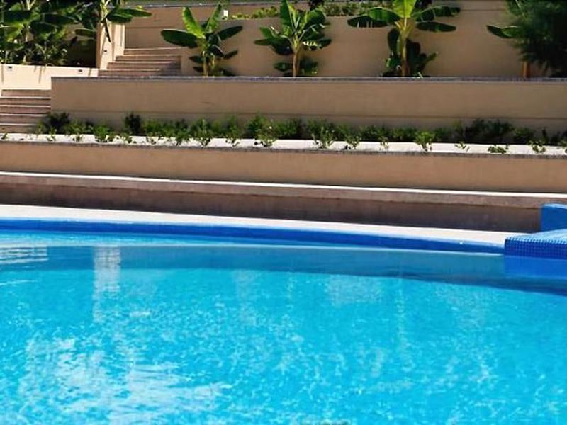 4CC6BAFB2C9CCF3EC1526BDF89FFC826