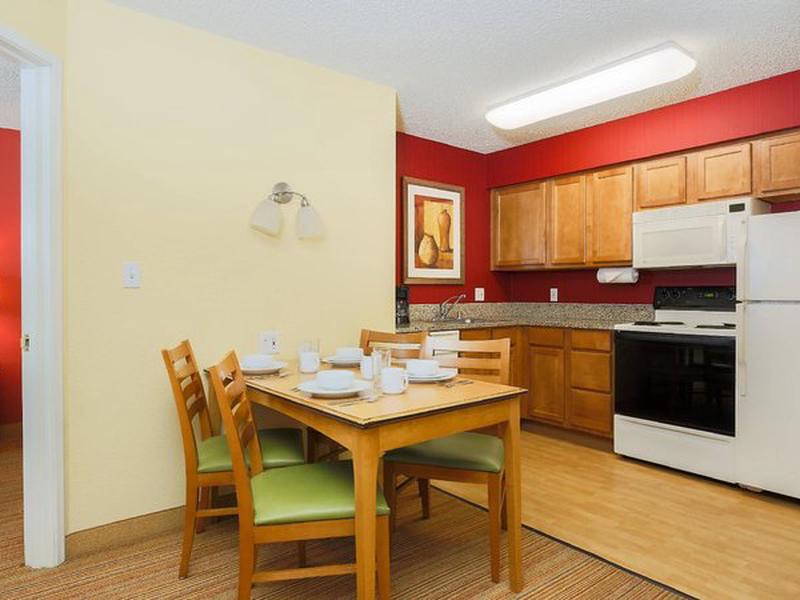 A7F922A9A69D6988356D25FFBD8CA966