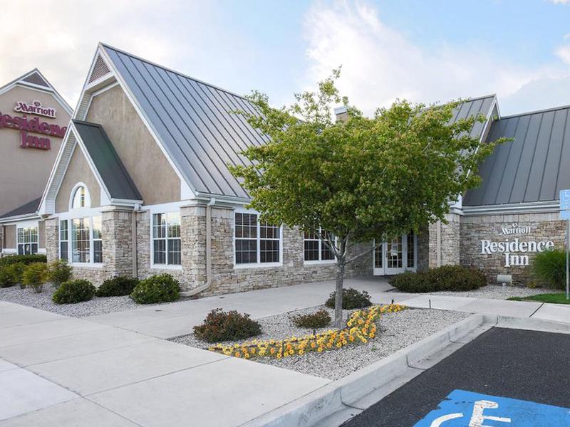 B7FC04272109215714B17C20F631844A