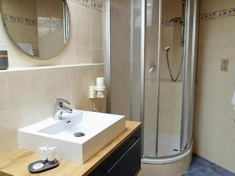 DBD18493BC0CB01DEF03558E62612E1A