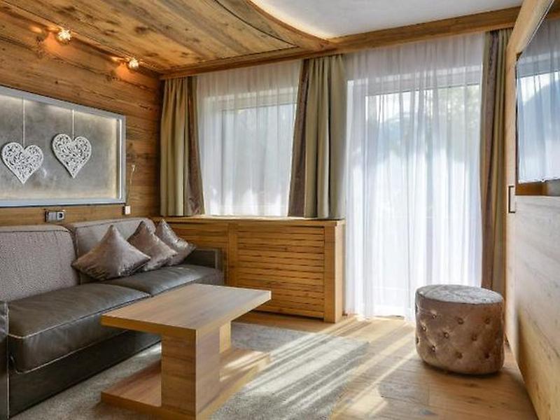 54CC57C022C0F488D368B653318860FD