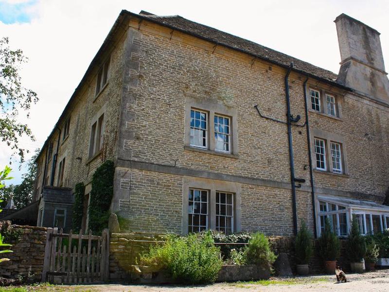 5F78AD23E18D4B5701991386545B63D4