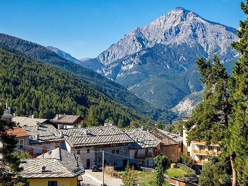 D69094EBE36575A69C8FFC27C00ADFD4