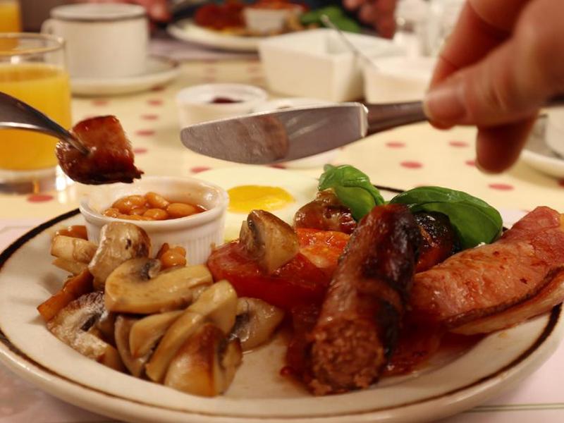 6879837B3D335BDB916B544E84B71D1E