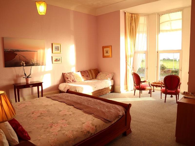 F7B7732AD2F5A917D1357AE1736607A1