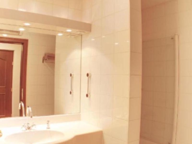 DE49B57E369255C0E9A40E6BCED49741