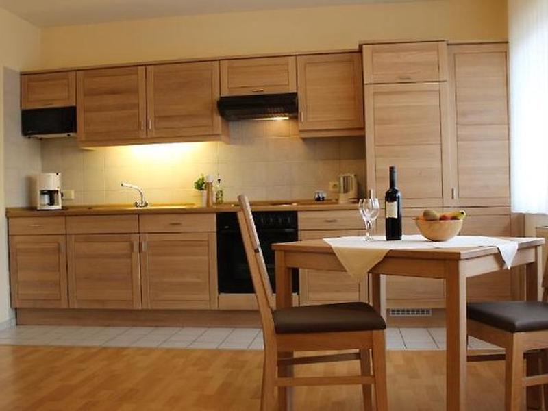 99CDE8E64266FCA89FC7EEAC2AFA9CCD