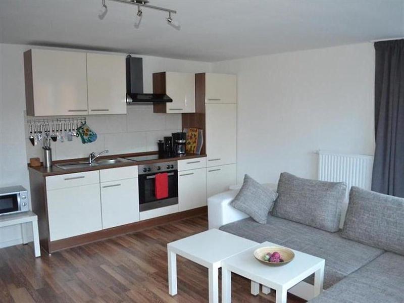 1B64CA7E607F4145457695642E51C959