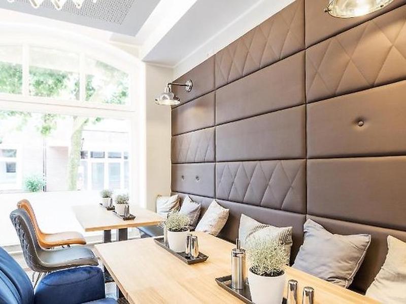 EBA71FEEEF7E5E87AD9460ABA85221AD