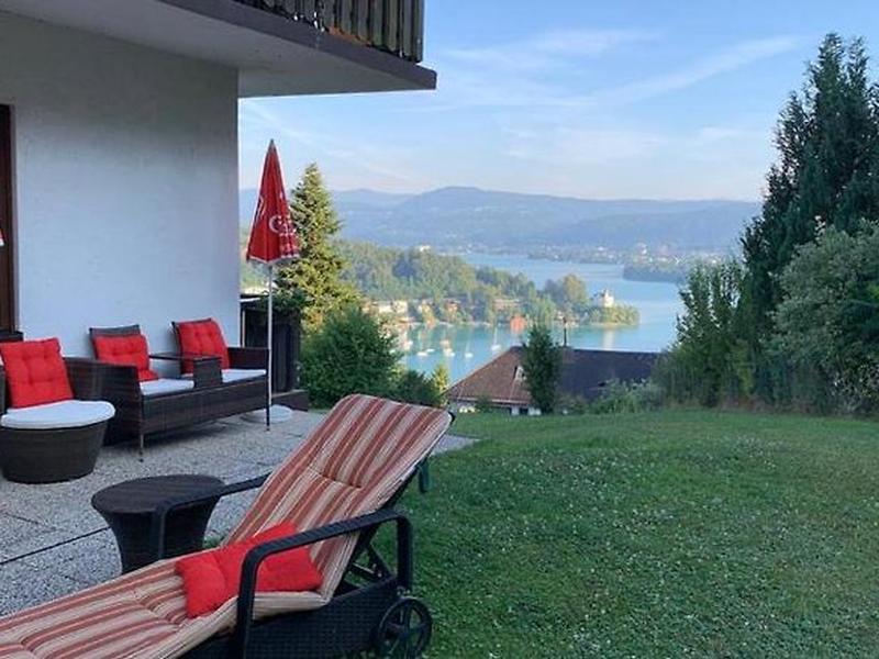 A924AB7CC9C6C43571B2238997E8811A