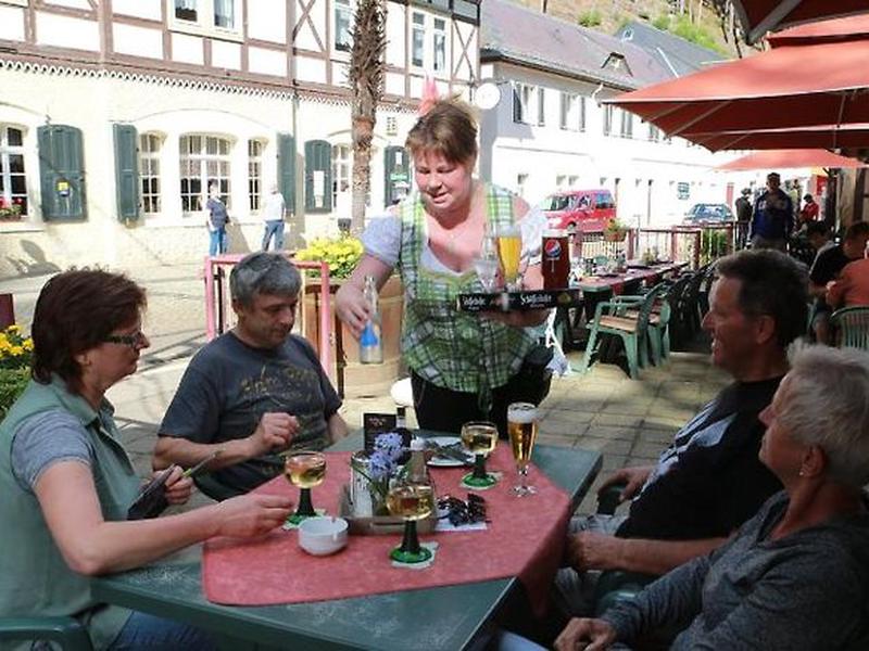 96C5A916EB1C32682146F12EDE045A1F