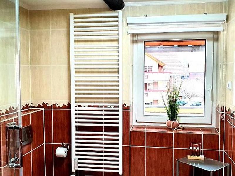 3741AF9D8CFB0AF969BA1BCC1E44A4D9